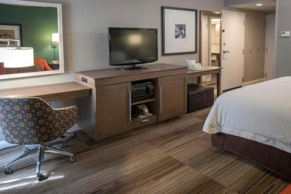 Hampton Inn New Orleans/St.Charles Ave - image 4