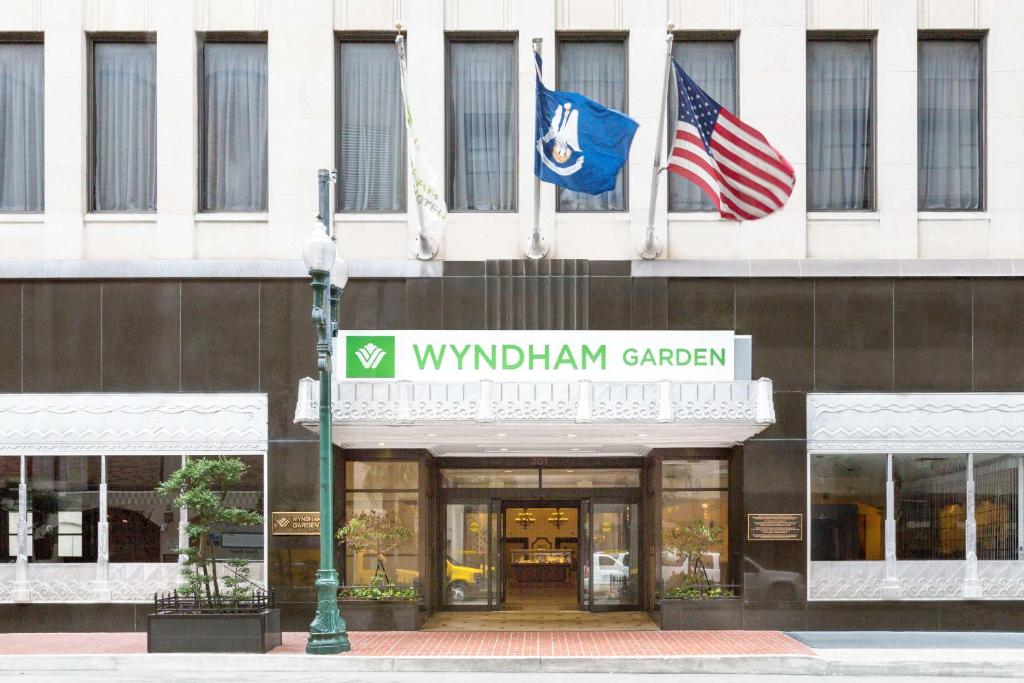 Wyndham Garden Baronne Plaza - main image