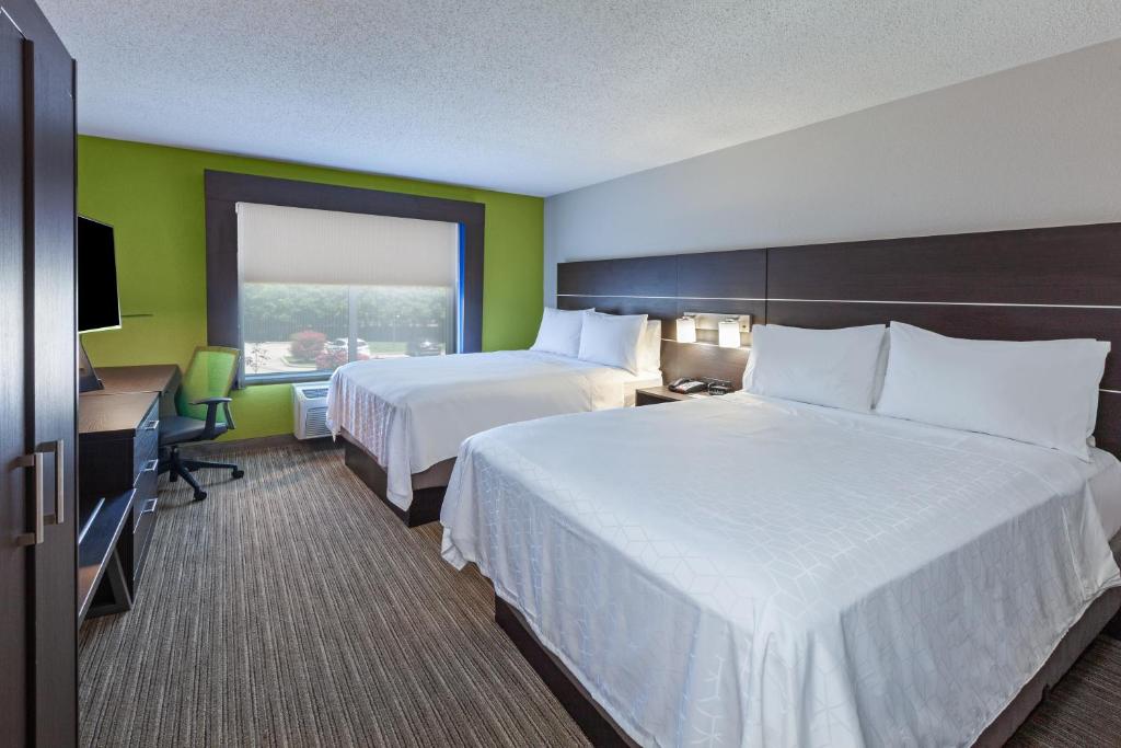 Holiday Inn Express New Orleans East an IHG Hotel - image 3