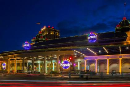 Courtyard by Marriott New Orleans French Quarter/Iberville - image 3