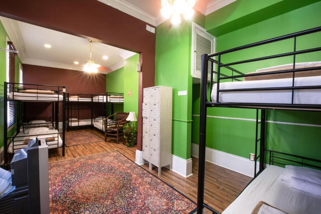 Auberge NOLA Hostel - image 4