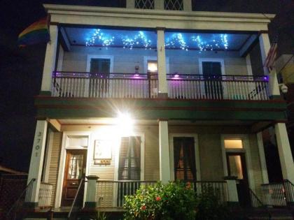 Site 61 Hostel New Orleans Louisiana