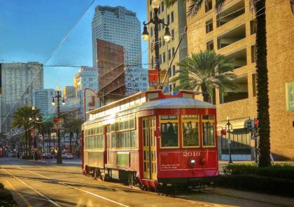 SpringHill Suites by Marriott New Orleans Downtown/Canal Street - image 2