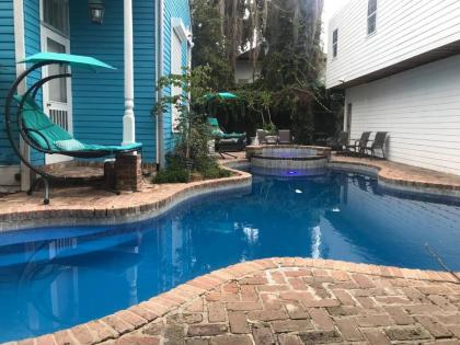 7 Bedroom - Sleeps 14! Next to Bourbon Street - image 2