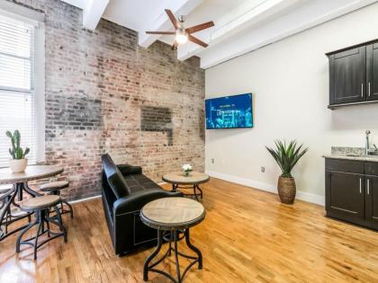 Spacious Lofts Close to French Quarter  Bourbon St. New Orleans