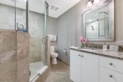 2 Bedroom Luxury condos in Downtown New Orleans - image 2