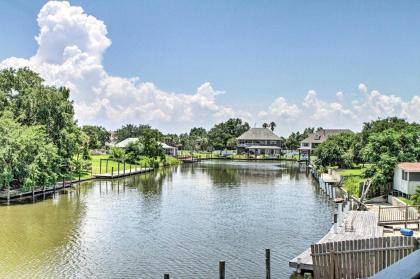 Waterfront Villa 23 Miles to Downtown New Orleans - image 5