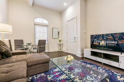 1 and 2 BR Luxury Condos Steps Away From French Quarter - image 16