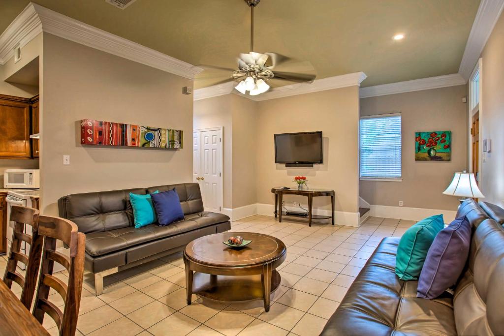 Idyllic NOLA Home with Patio 2 Mi to Bourbon Street! - image 5