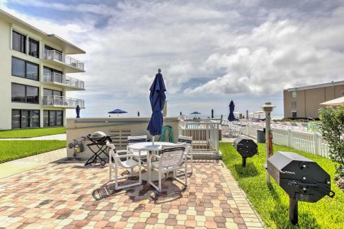 New Smyrna Beach Condo with Beach View and Pool Access! - image 2