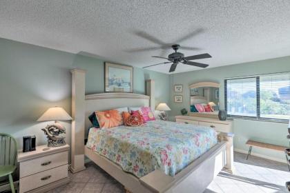 Coastal New Smyrna Beach Condo with Pool Access - image 13