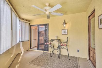 Charming Abode 2 Blocks to New Smyrna Beach! - image 14