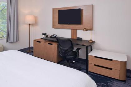 Fairfield Inn & Suites by Marriott Pittsburgh New Stanton - image 1