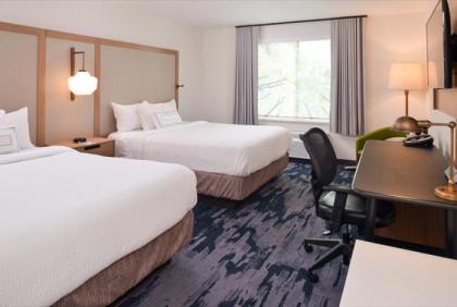 Fairfield Inn & Suites by Marriott Pittsburgh New Stanton - image 5