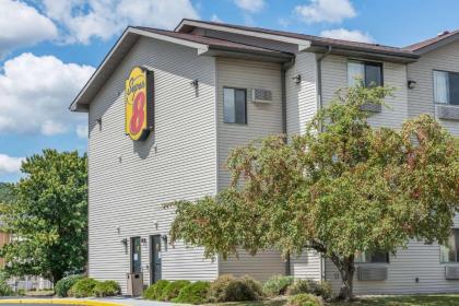 Super 8 by Wyndham New Stanton New Stanton Pennsylvania