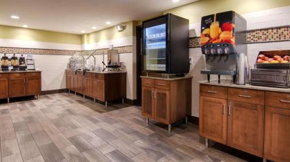 Best Western Plus New Ulm - image 9