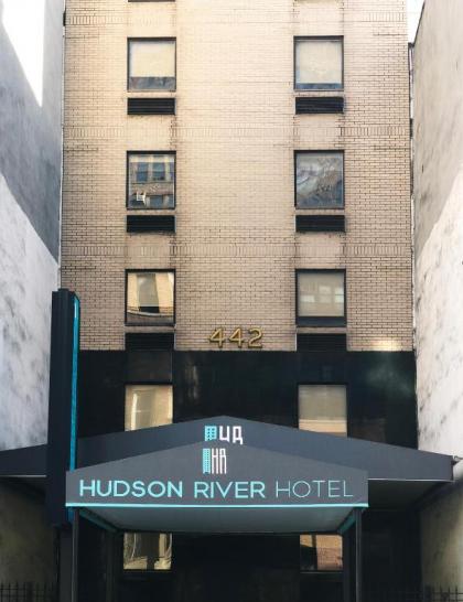 Hudson River Hotel - image 11