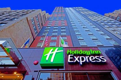 Holiday Inn Express - Times Square an IHG Hotel - image 3