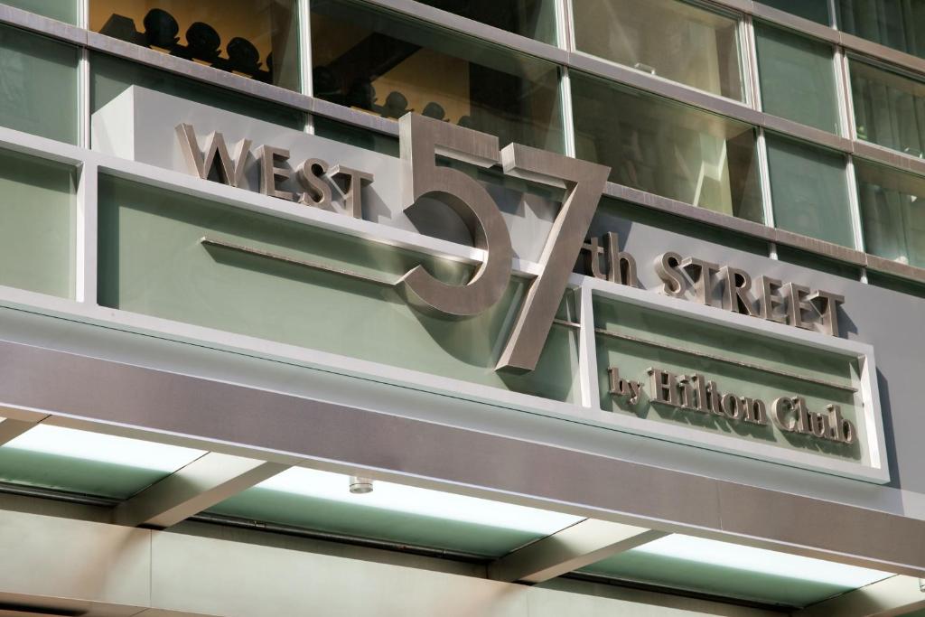 West 57th Street by Hilton Club - image 3