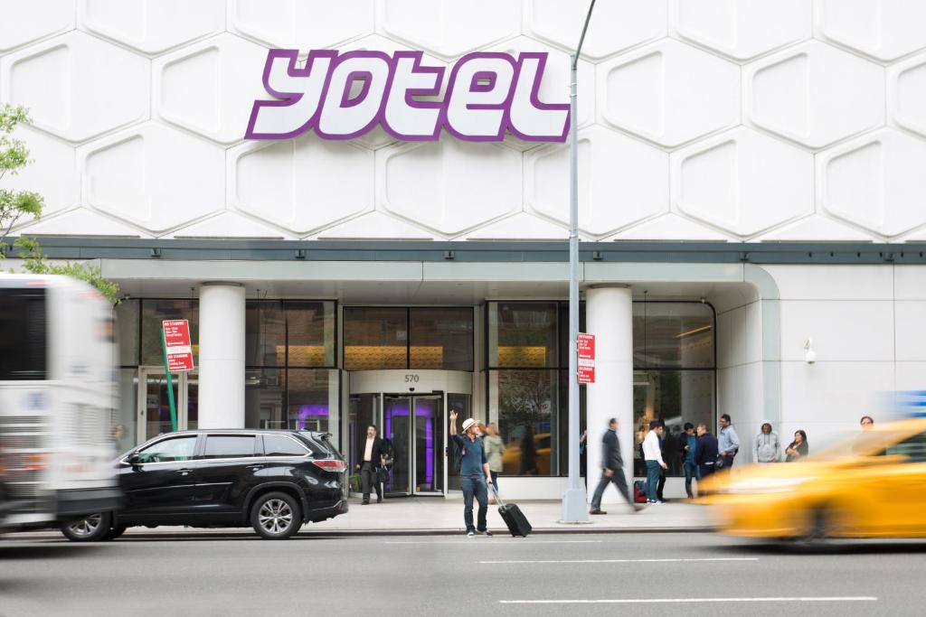 YOTEL New York Times Square - image 2