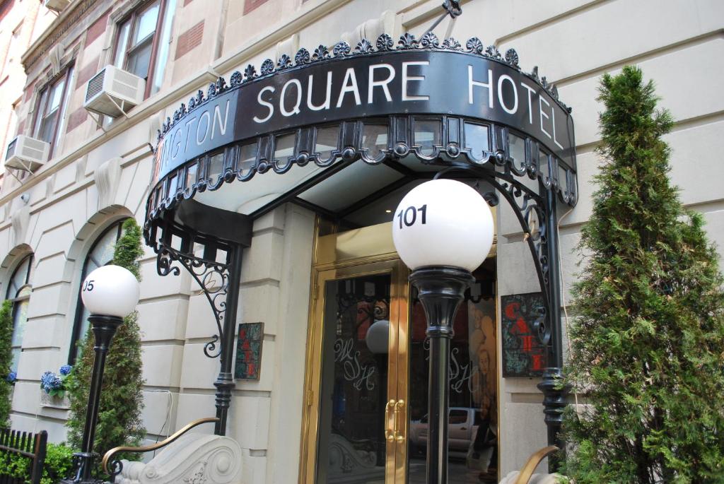 Washington Square Hotel - image 3