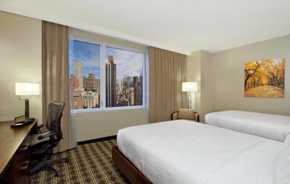 Hilton Garden Inn New York/Midtown Park Avenue - image 4