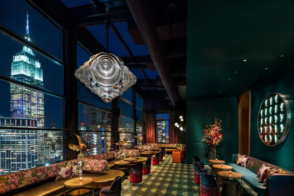 Moxy NYC Chelsea - main image