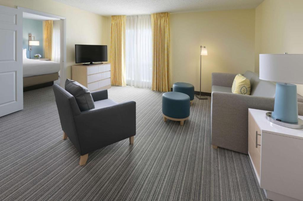 Sonesta ES Suites Wilmington - Newark - image 4