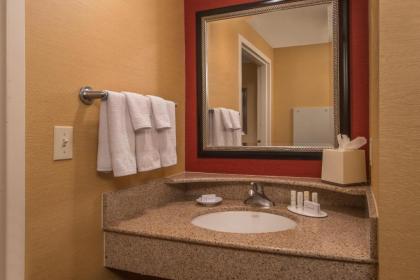 Courtyard by Marriott Newark-University of Delaware - image 5