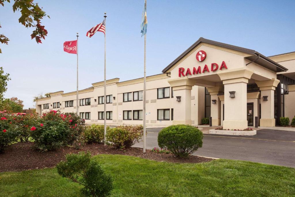 Ramada by Wyndham Newark/Wilmington - main image