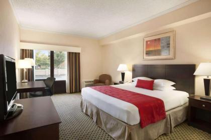 Ramada by Wyndham Newark/Wilmington - image 9