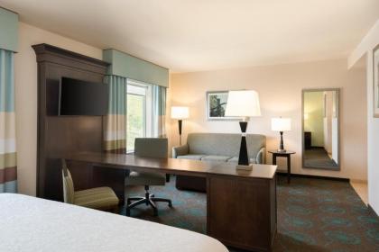 Hampton Inn & Suites Wilmington Christiana - image 15