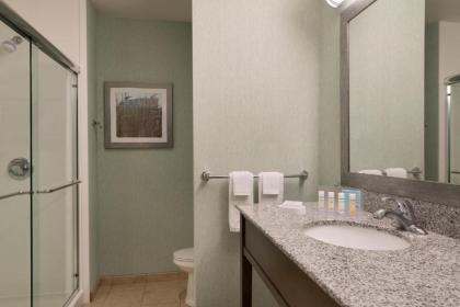 Hampton Inn & Suites Wilmington Christiana - image 3