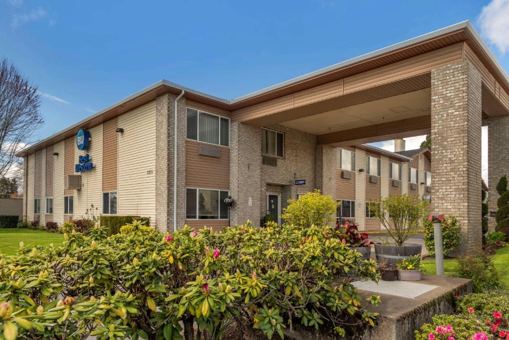 Best Western Newberg Inn - main image