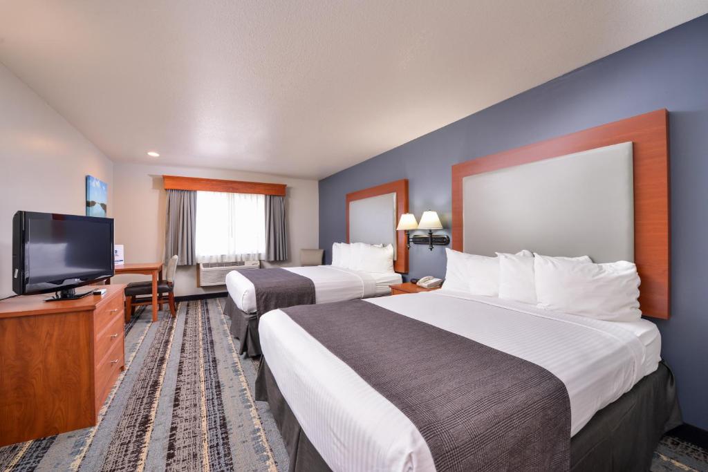 Best Western Newberg Inn - image 2