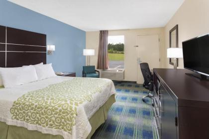 Days Inn by Wyndham Newberry South Carolina - image 10