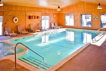 Americas Best Value Inn & Suites - Tahquamenon Country - image 10