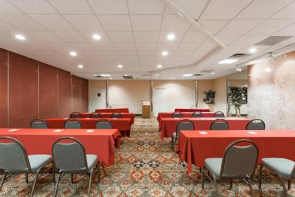 Ramada by Wyndham Newburgh/West Point - image 15