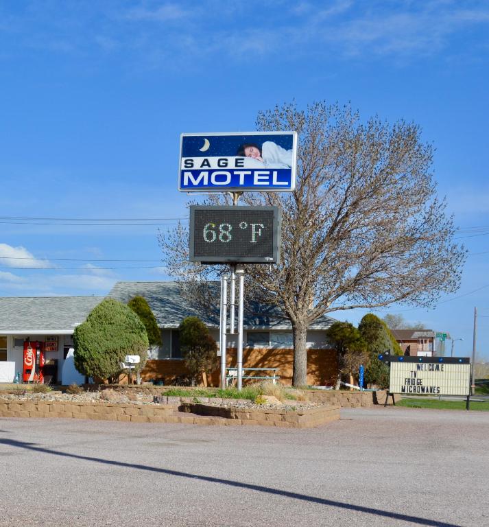 Sage Motel - image 7