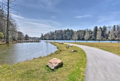 Riverfront Newland Home with Pool and Golf Club Access! - image 10