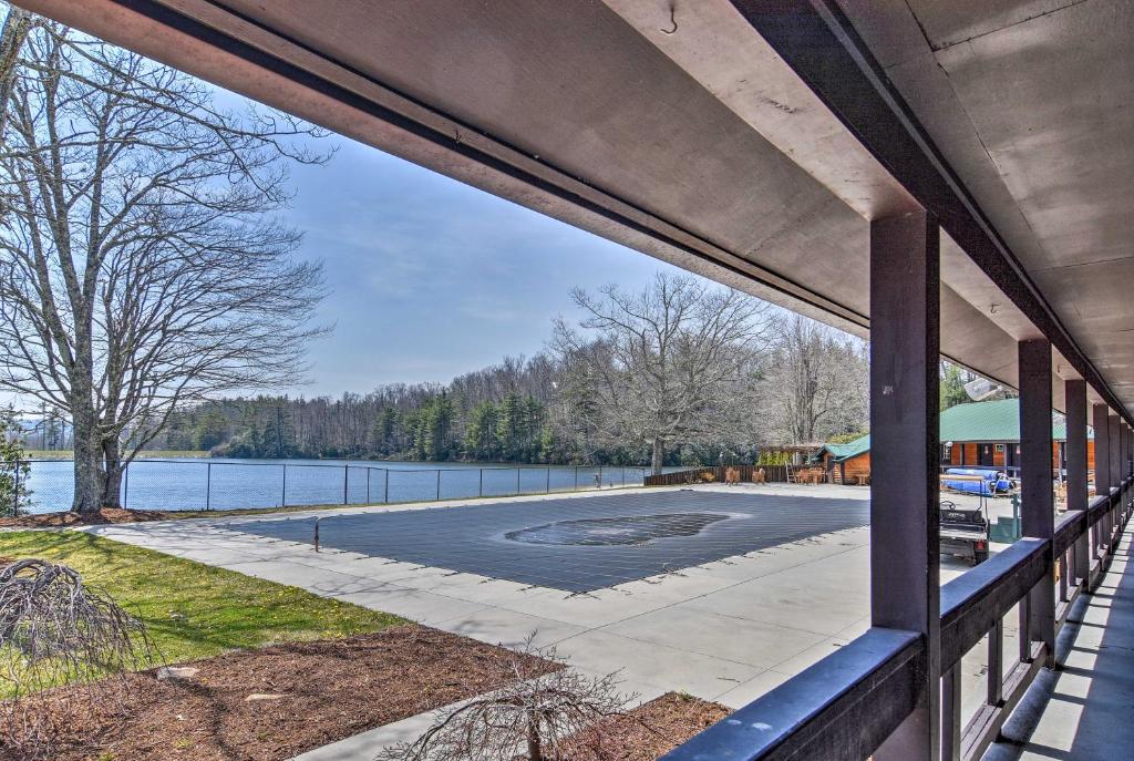 Riverfront Newland Home with Pool and Golf Club Access! - image 2