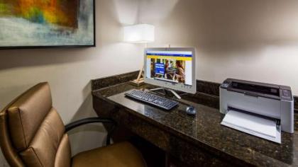 Best Western Shenandoah Inn - image 5