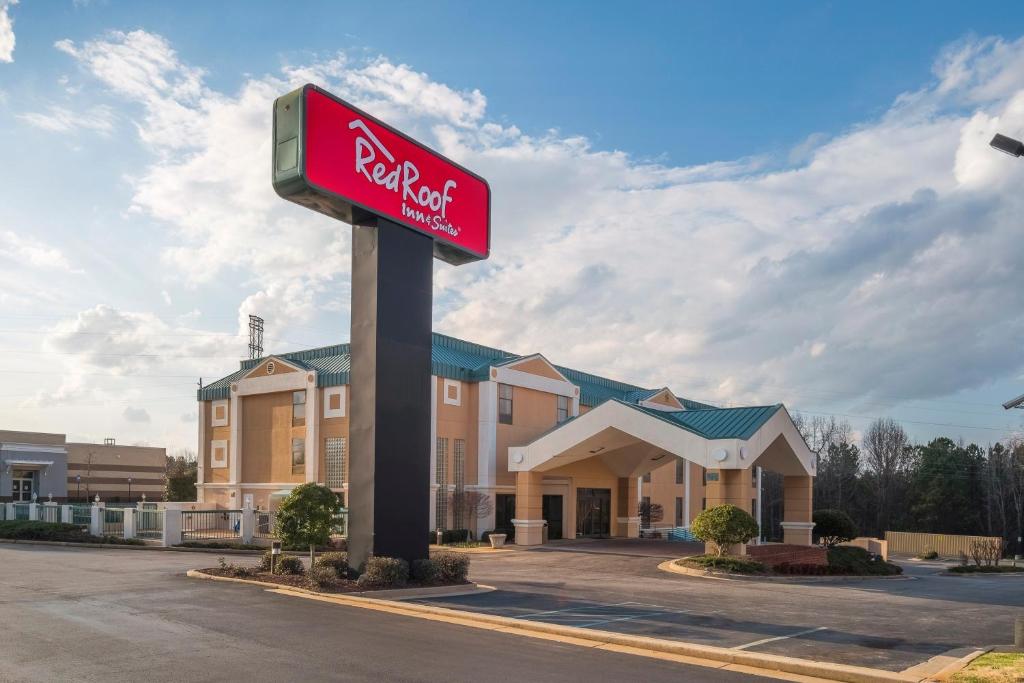 Red Roof Inn & Suites Newnan - main image