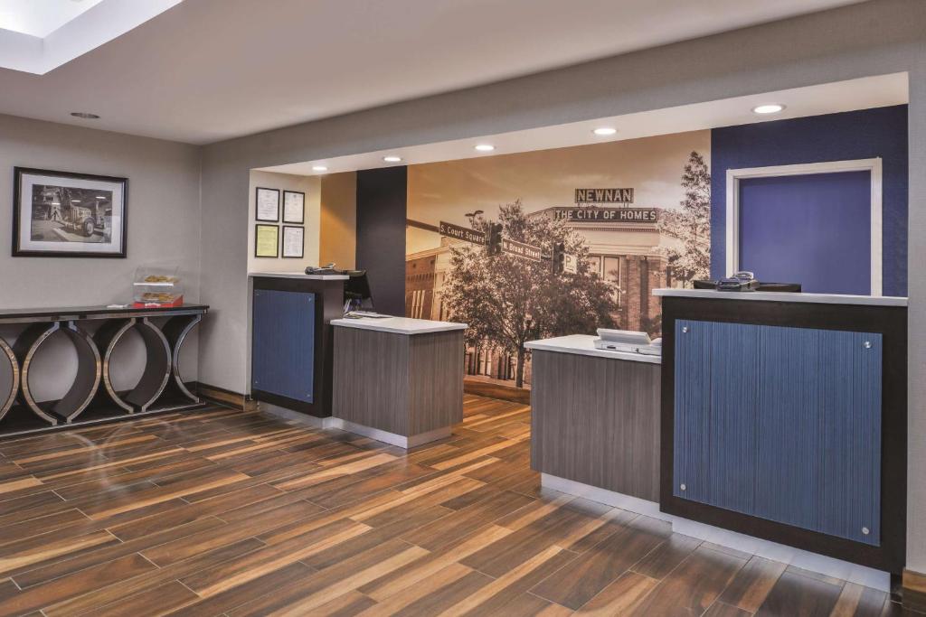 La Quinta by Wyndham Atlanta South - Newnan - main image