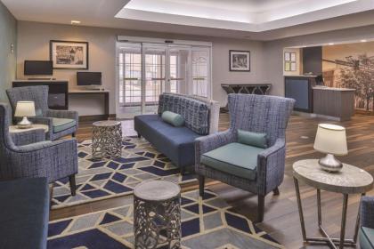 La Quinta by Wyndham Atlanta South - Newnan - image 2