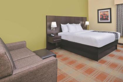 La Quinta by Wyndham Atlanta South - Newnan - image 3