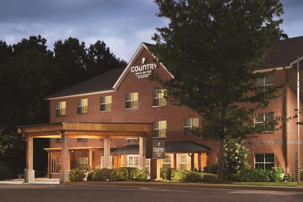 Country Inn & Suites by Radisson Newnan GA - main image