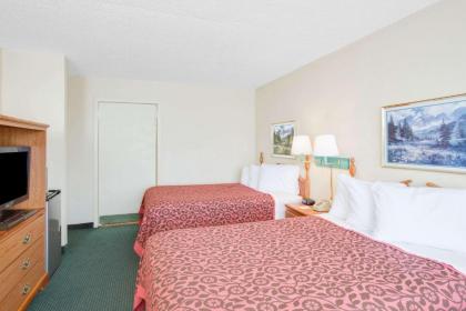 Days Inn by Wyndham Newport - image 14