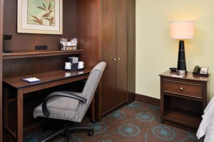 Hampton Inn & Suites Newport News-Airport - Oyster Point Area - image 15