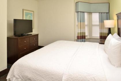 Hampton Inn & Suites Newport News-Airport - Oyster Point Area - image 8